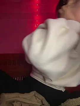 trieungoclnt online show from 02-19-26, 10:22