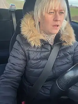 poussichienne online show from 01-16-26, 02:32