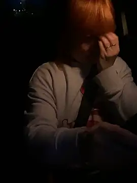 poussichienne online show from 03-17-26, 05:11