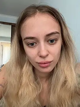 Snapshot of enjoy_my_beauty chatting on 07-09-26, 06:39 enjoy my beauty online show from 07-09-26, 06:39