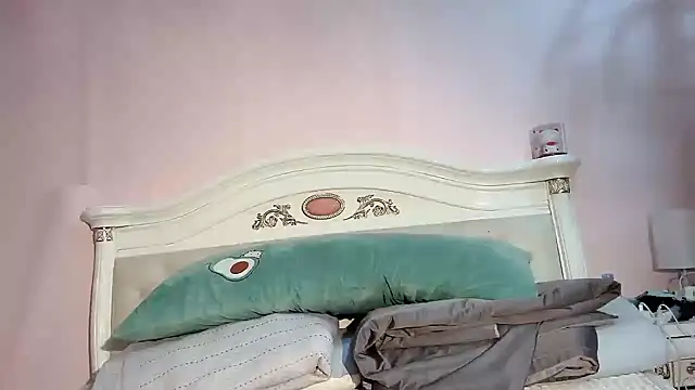XinBaoa 156 online show from 06-02-26, 03:08
