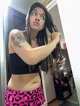 Snapshot of annavi_ chatting on 07-08-26, 03:16 annavi online show from 07-08-26, 03:16