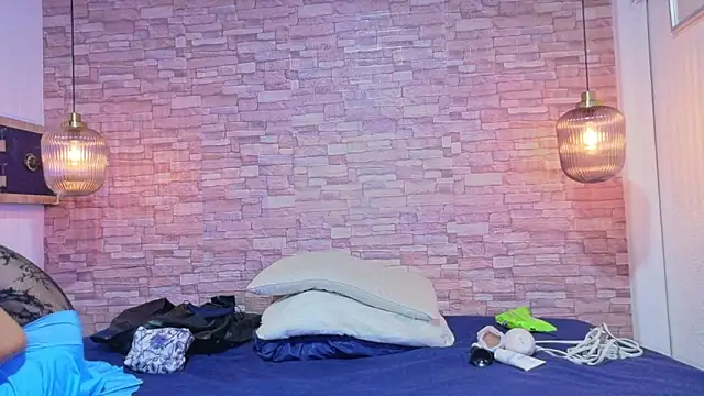 nextdoor fantasy1 online show from 04-16-26, 03:29