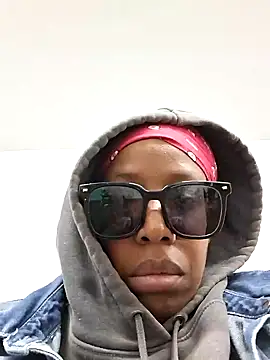 madamsensuale online show from 11-06-25, 09:59