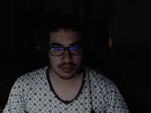 Snapshot of thealfawolf01 chatting on 06-22-26, 07:05 thealfawolf01 online show from 06-22-26, 07:05