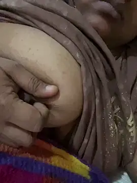 smile pretty online show from 12-12-24, 03:43