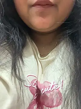 smile pretty online show from 02-24-26, 05:22