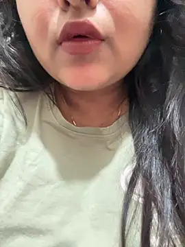 smile pretty online show from 03-02-26, 08:59