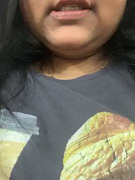 smile pretty online show from 03-16-26, 04:33