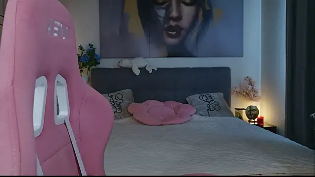 JudyWalkerr online show from 03-21-26, 06:18