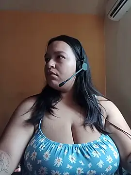 Angiee2001 online show from 05-18-26, 03:51