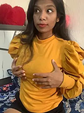 hottiess69 online show from 03-05-25, 04:13