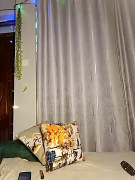 Snapshot of C-yoyo chatting on 01-16-26, 09:24 C-yoyo online show from 01-16-26, 09:24