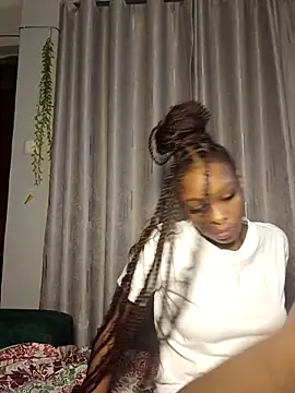 Snapshot of C-yoyo chatting on 04-06-26, 06:53 C-yoyo online show from 04-06-26, 06:53