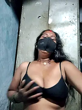 Snapshot of Hey_Ziya chatting on 10-05-25, 10:40 Hey Ziya online show from 10-05-25, 10:40