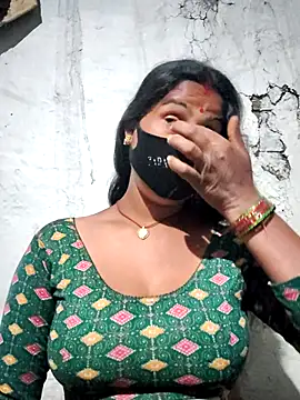 Snapshot of Hey_Ziya chatting on 10-17-25, 10:12 Hey Ziya online show from 10-17-25, 10:12