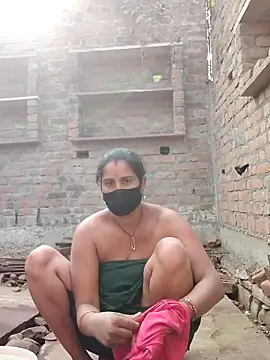 Snapshot of Hey_Ziya chatting on 11-19-25, 04:12 Hey Ziya online show from 11-19-25, 04:12