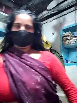 Snapshot of Hey_Ziya chatting on 02-13-26, 05:47 Hey Ziya online show from 02-13-26, 05:47