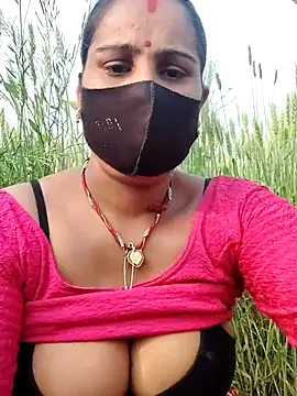 Snapshot of Hey_Ziya chatting on 02-18-26, 11:17 Hey Ziya online show from 02-18-26, 11:17