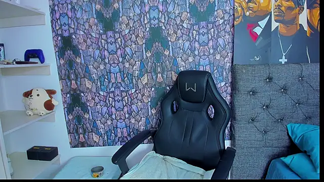 dominic smith  online show from 12-30-24, 05:58