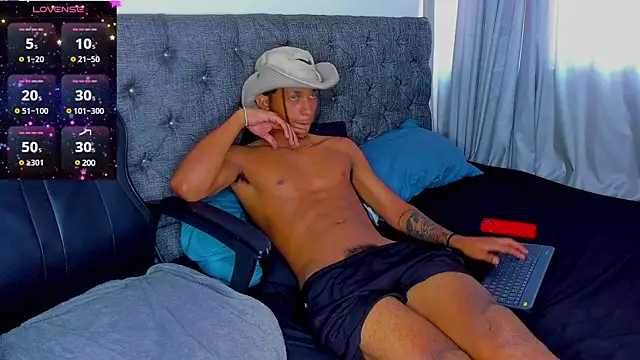 dominic smith  online show from 01-23-25, 09:39