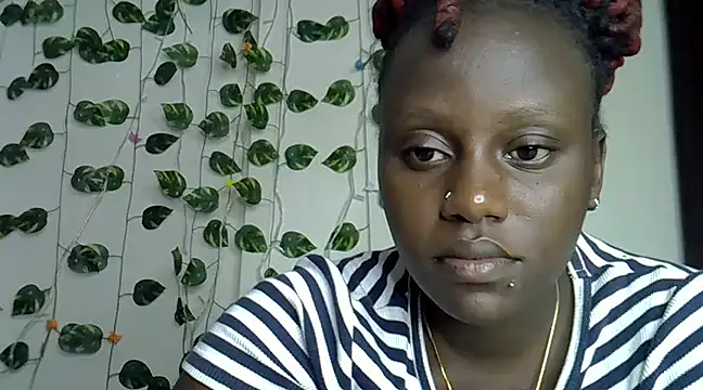 sexybree  online show from 02-05-25, 06:48