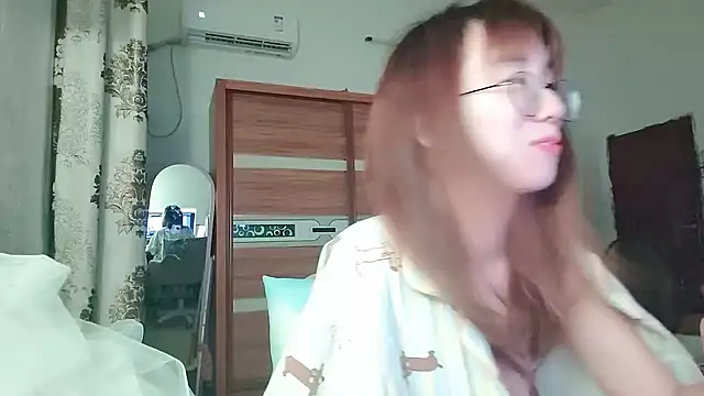 Lili 666 online show from 05-28-26, 05:10