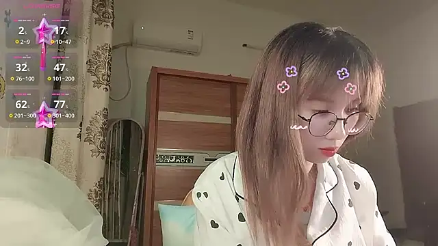 Lili 666 online show from 06-12-26, 03:22