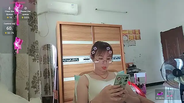 Lili 666 online show from 07-02-26, 06:52