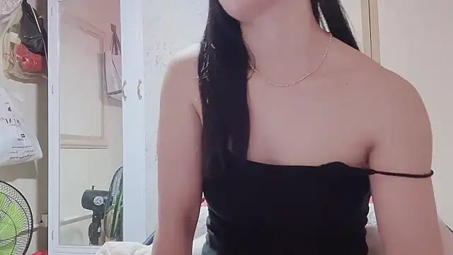 LinhChi 9x online show from 01-14-26, 01:28