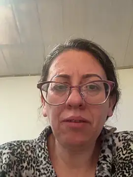 Snapshot of miss_hanna07 chatting on 03-04-26, 02:23 miss hanna07 online show from 03-04-26, 02:23