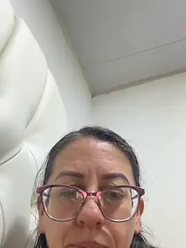 Snapshot of miss_hanna07 chatting on 03-09-26, 12:14 miss hanna07 online show from 03-09-26, 12:14