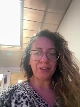 Snapshot of miss_hanna07 chatting on 03-10-26, 02:11 miss hanna07 online show from 03-10-26, 02:11