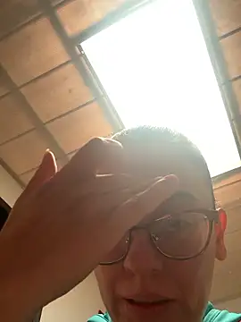 Snapshot of miss_hanna07 chatting on 03-17-26, 03:59 miss hanna07 online show from 03-17-26, 03:59