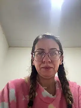 Snapshot of miss_hanna07 chatting on 03-28-26, 11:10 miss hanna07 online show from 03-28-26, 11:10