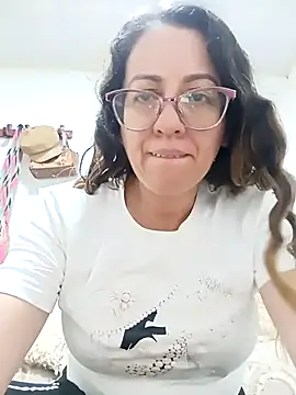 Snapshot of miss_hanna07 chatting on 04-08-26, 07:03 miss hanna07 online show from 04-08-26, 07:03