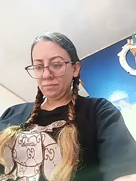 miss hanna07 online show from 05-11-26, 05:21