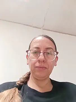 miss hanna07 online show from 05-12-26, 04:04