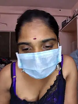 Snapshot of fuck6inch9 chatting on 04-14-26, 01:06 fuck6inch9 online show from 04-14-26, 01:06