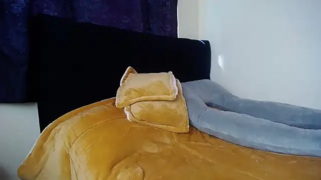 Snapshot of mistress_aryya chatting on 01-23-25, 07:07 mistress aryya online show from 01-23-25, 07:07