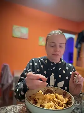 Piinkpandora online show from 03-04-26, 08:59