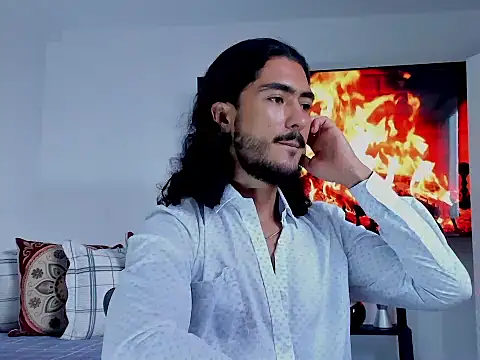 Snapshot of david__johnson372 chatting on 02-09-26, 01:26 david johnson372 online show from 02-09-26, 01:26