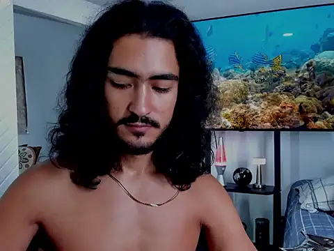 Snapshot of david__johnson372 chatting on 03-28-26, 01:43 david johnson372 online show from 03-28-26, 01:43