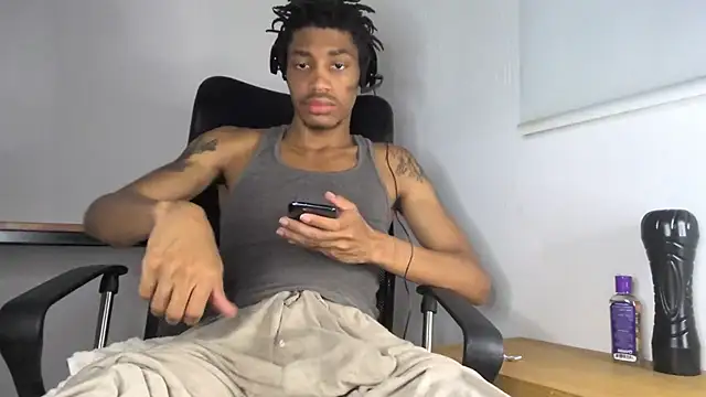 Skinnyblackman online show from 05-22-26, 04:19