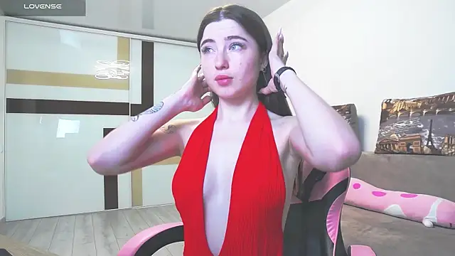 Luxuryalma online show from 05-26-26, 12:56