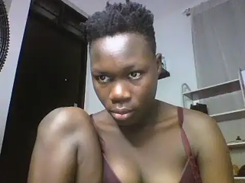 sexyqueen02 online show from 02-25-25, 10:07