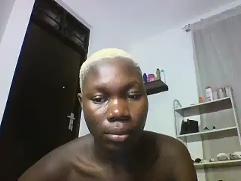 sexyqueen02 online show from 03-05-25, 02:14