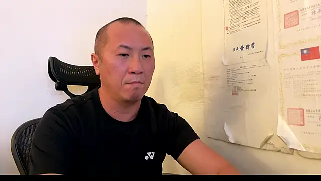chih515 online show from 07-04-26, 01:12