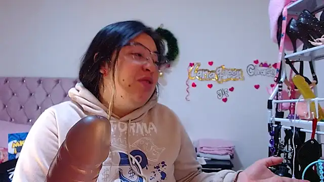 lanaqueen699 online show from 03-12-26, 12:22