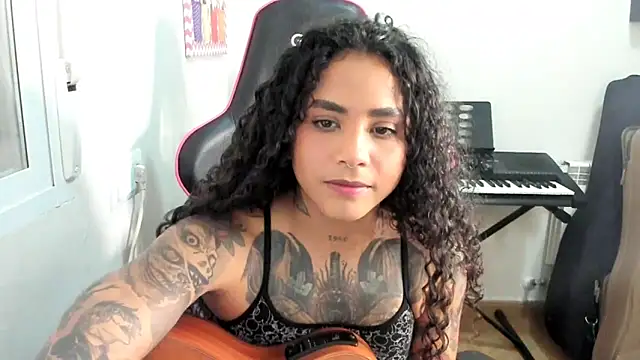 Ama music online show from 04-18-26, 01:15